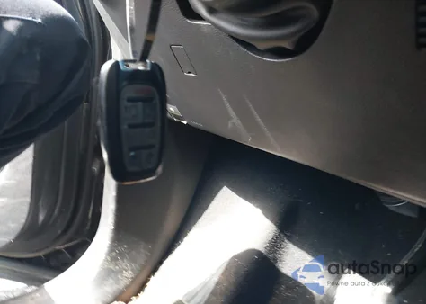 2020 Chrysler Pacifica Touring L Plus z USA, uszkodzony, nr VIN 2C4RC1EG5LR235790